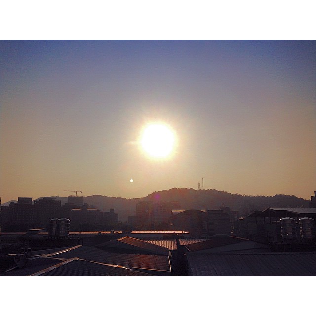 To Write About a&nbsp;Sunset